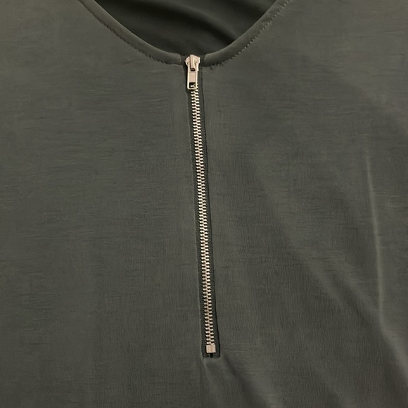 Top - Picture 3 of 3